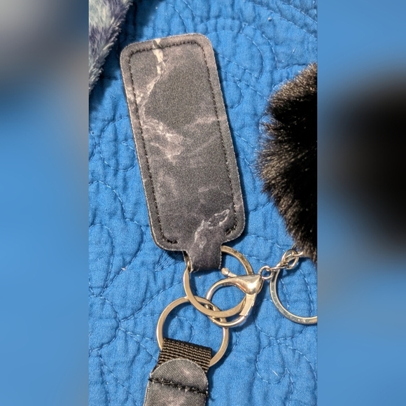 Keychain Or Bag Charm Black Fur Pom Pom Keychain - Picture 10 of 14